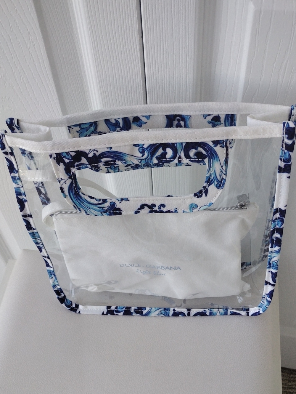 Dolce & Gabbana White Clear Bag with Blue Floral Trim - Picture 3 of 16